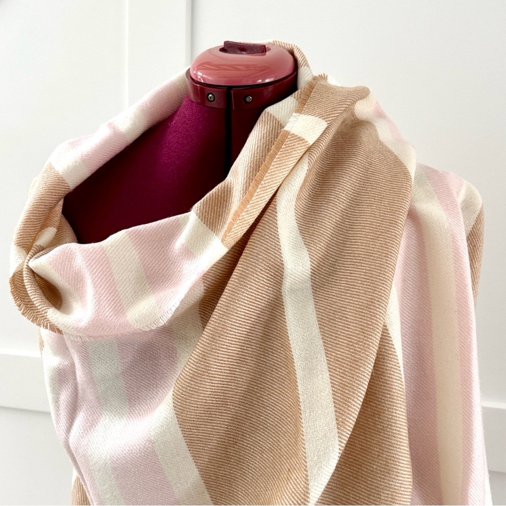 Banana Republic Wrap Scarf Shawl